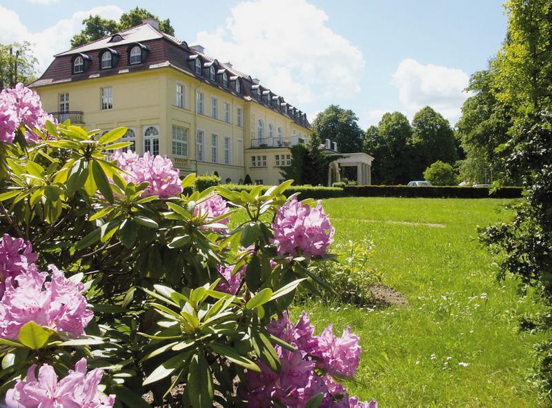 Schloss Hasenwinkel Hotel Exterior photo